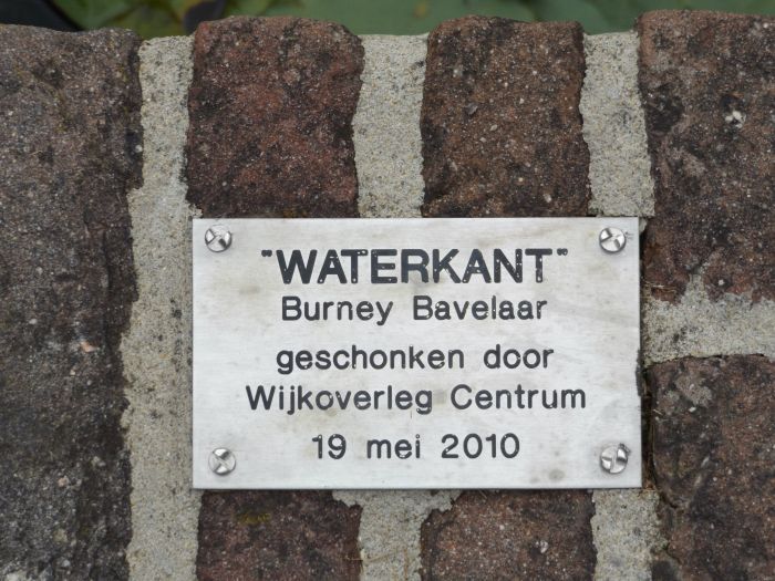 Het jongetje aan de waterkant