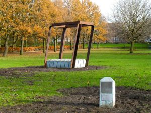 Monument voor een verzonken stad