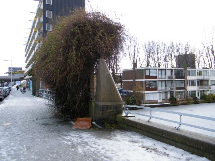 Pergola's en jaarstenen II