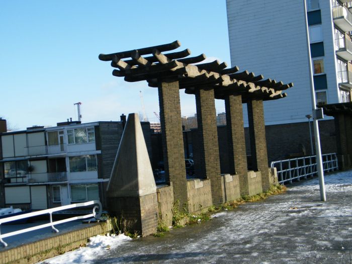 Pergola's en jaarstenen 